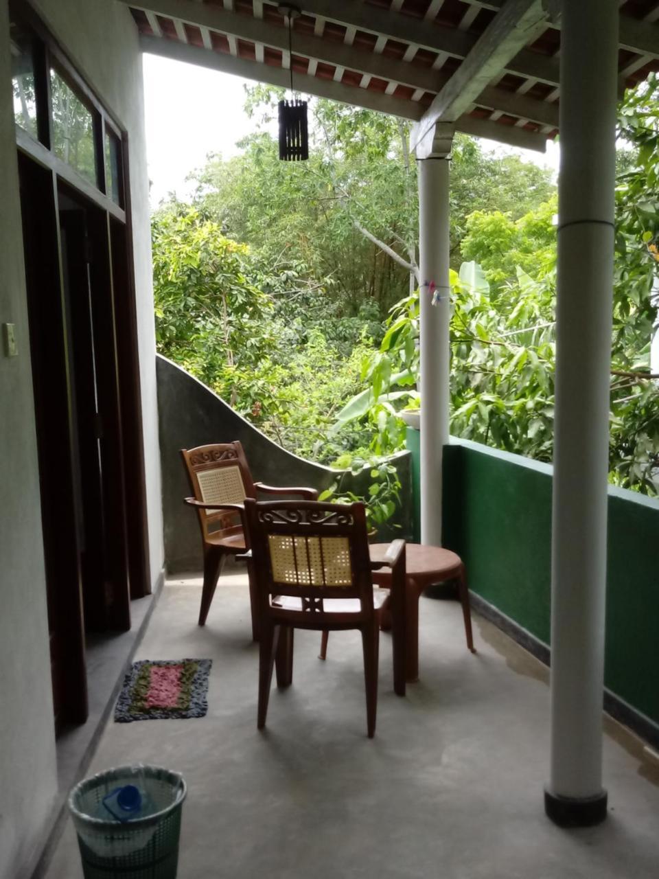Unawatuna Backpacker Lodge Екстериор снимка
